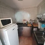 Kishaz A Hegyen דירה *