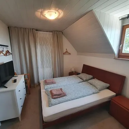 شقة Kishaz A Hegyen