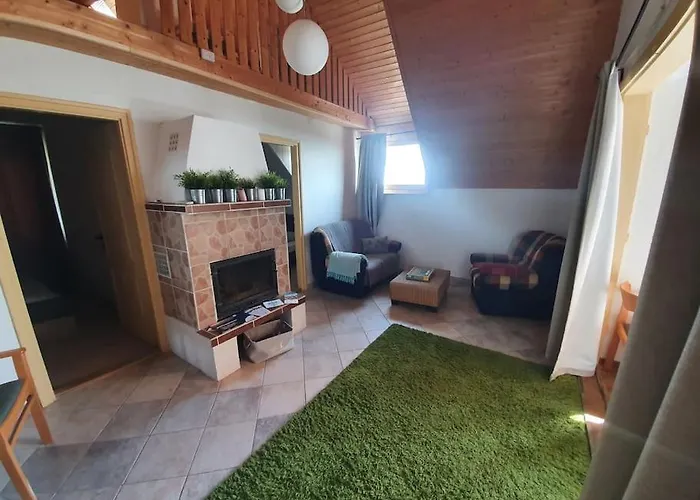 Apartment Kishaz A Hegyen *